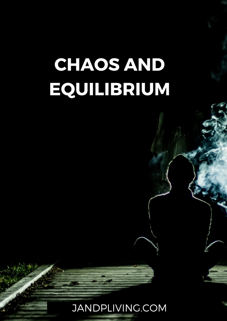 CHAOS AND EQUILIBRIUM SC